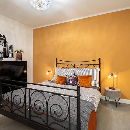 The Kiss - Luxurioeses City Loft Am Naschmarkt Vienne Extérieur photo