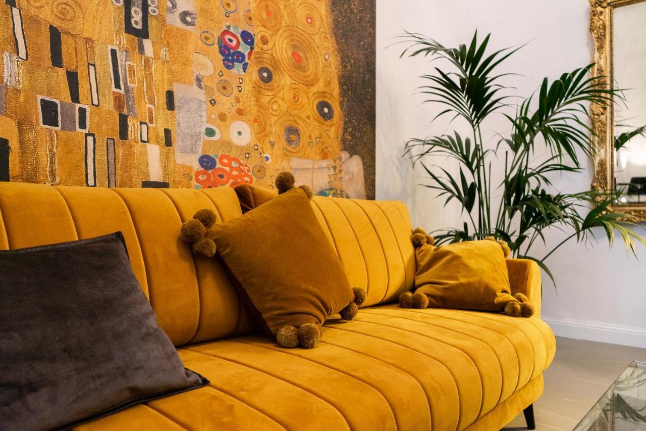 The Kiss - Luxurioeses City Loft Am Naschmarkt Vienne Extérieur photo