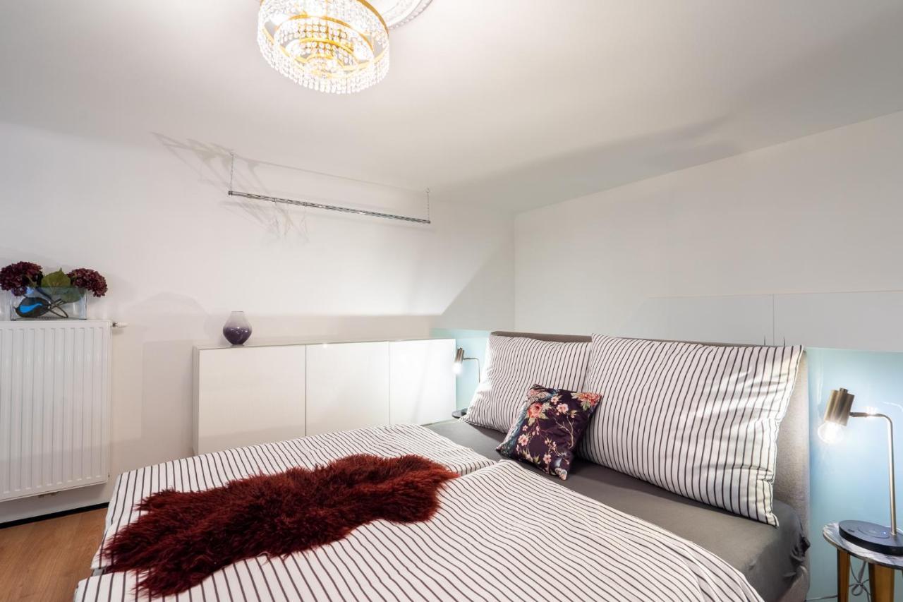 The Kiss - Luxurioeses City Loft Am Naschmarkt Vienne Extérieur photo