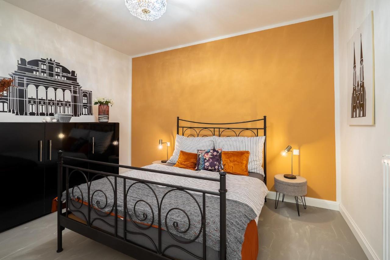 The Kiss - Luxurioeses City Loft Am Naschmarkt Vienne Extérieur photo