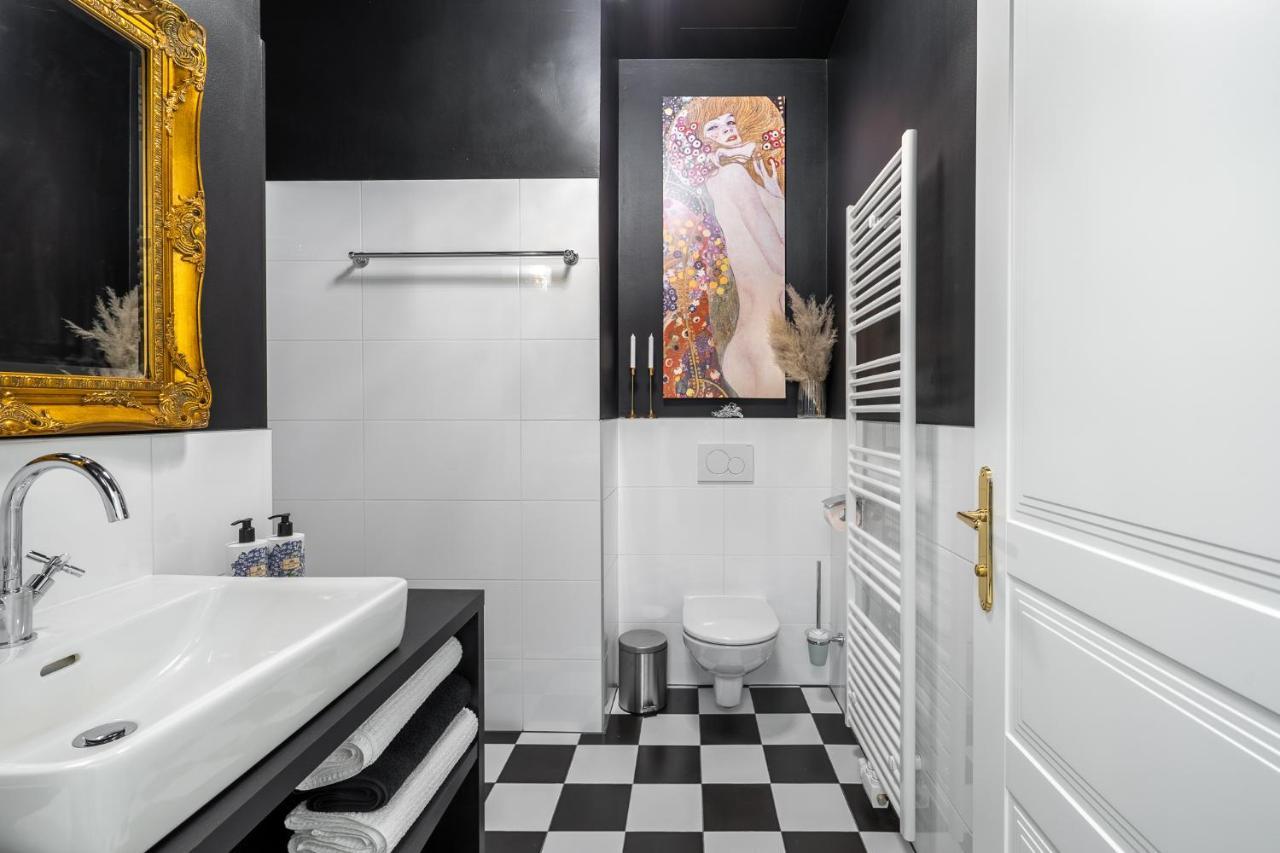The Kiss - Luxurioeses City Loft Am Naschmarkt Vienne Extérieur photo